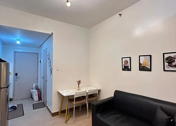 Aparthotel Spacious 1br - Afterwork Staycation Unit - 8pm Chekin *