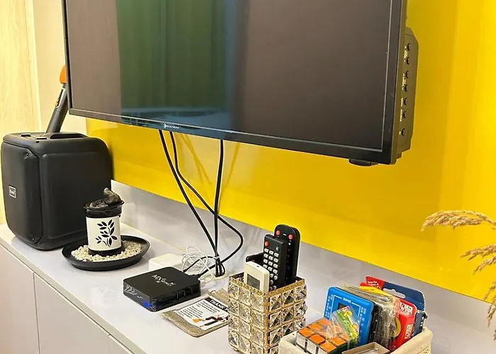 Spacious 1br - Afterwork Staycation Unit - 8pm Chekin *