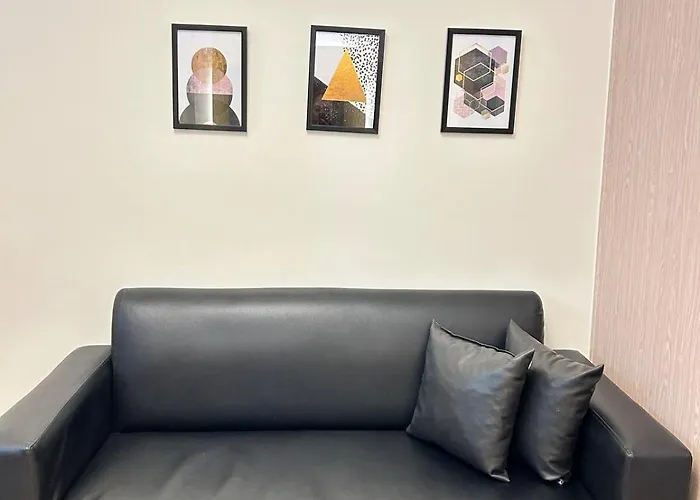 Spacious 1br - Afterwork Staycation Unit - 8pm Chekin