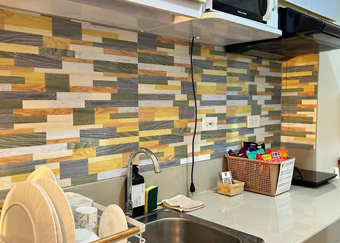 Spacious 1br - Afterwork Staycation Unit - 8pm Chekin Manila